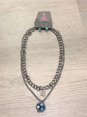 paparazzi Silver-Tone Layered Necklace with Iridescent Blue Crystal Cluster